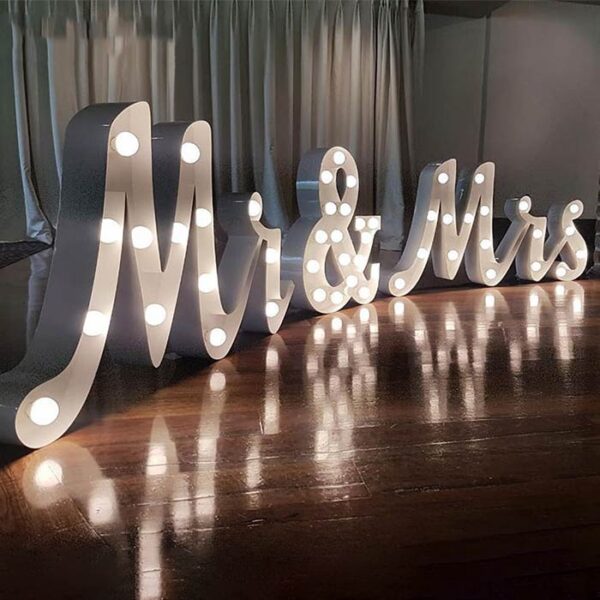 mrmrs-1.jpg